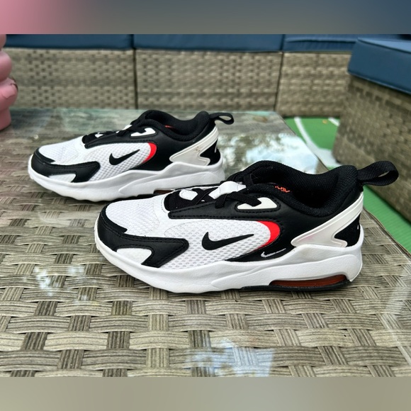 Nike Other - Nike Air Max 200 Kids Sneakers White Black Red Size 13C